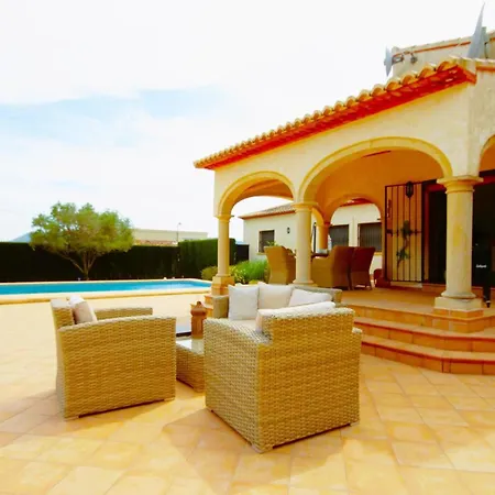 Villa Fanila *